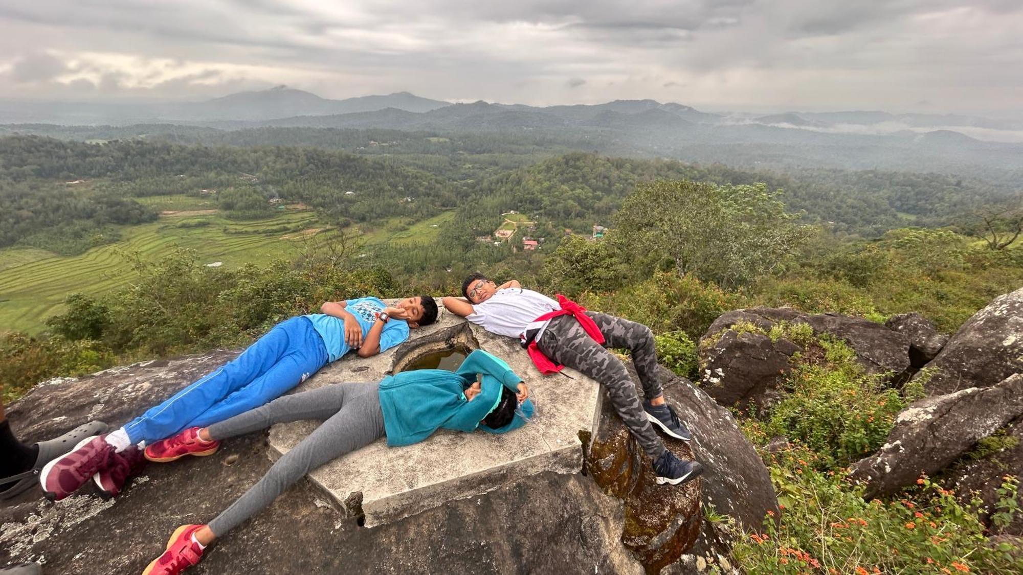 Doddakallu Betta Homestay Coorg Somvārpet Exteriör bild
